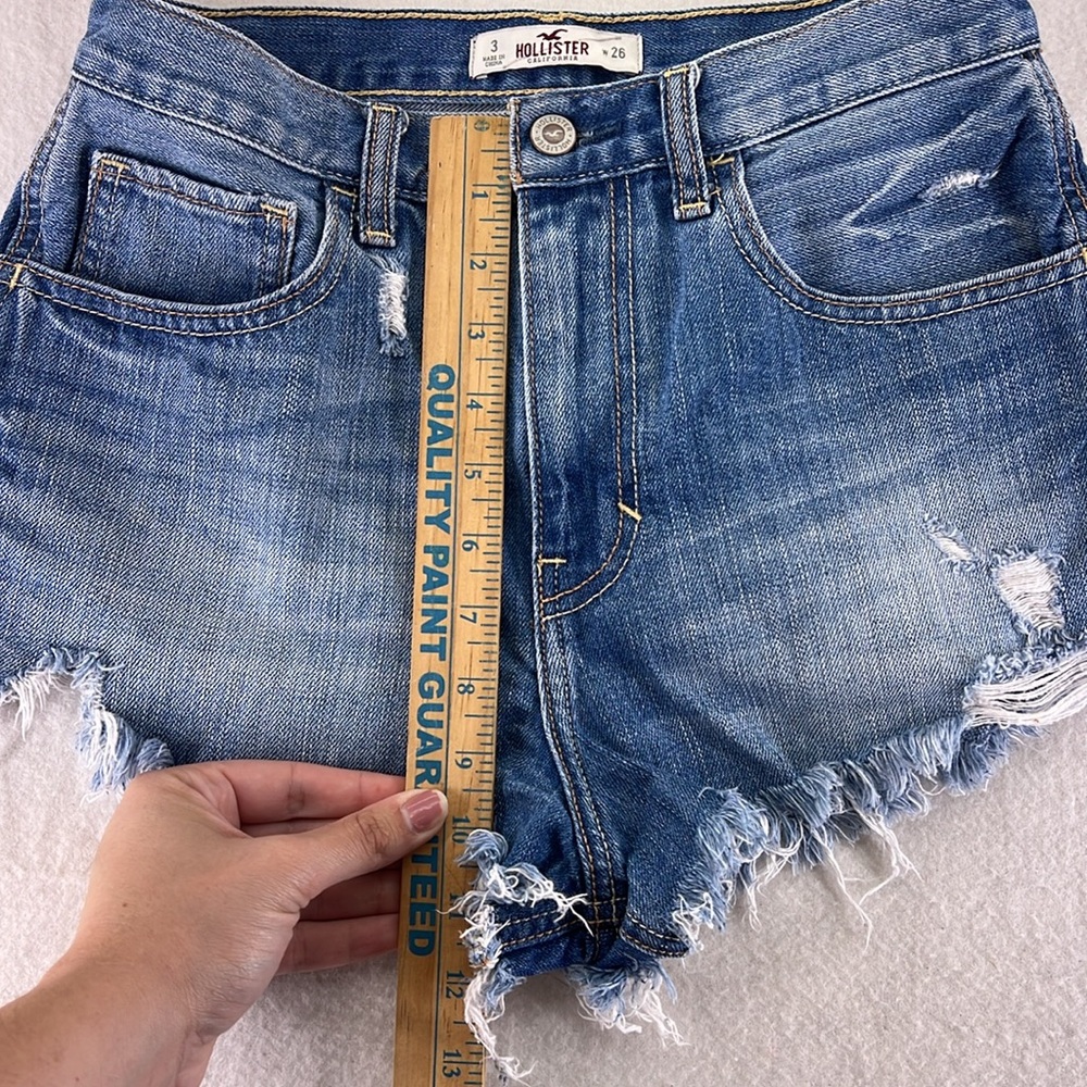 Hollister Blue Jean Shorts Cut Off Distressed Juniors Size 3 - Picture 2 of 8
